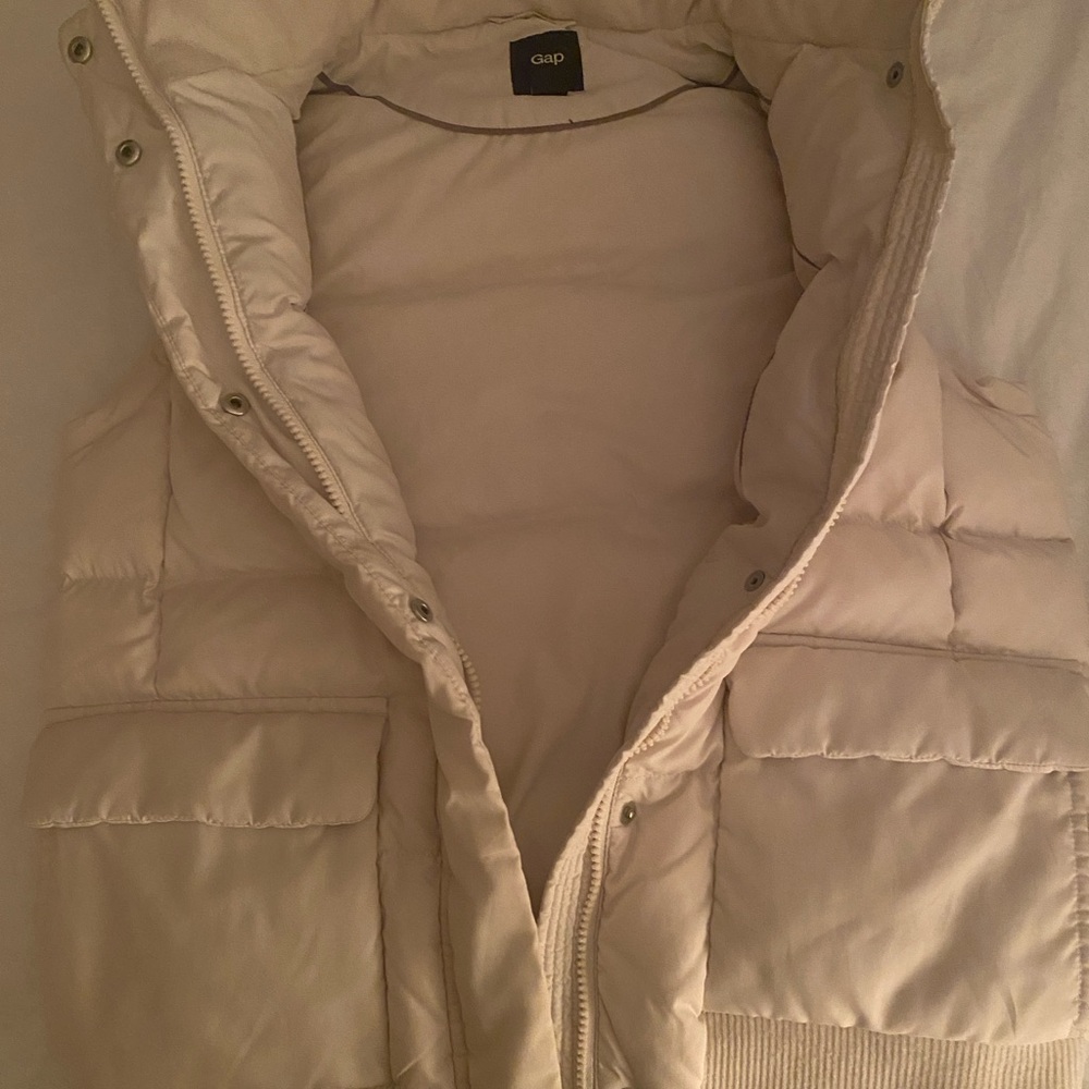 GAP Off-White Quilted Vest
